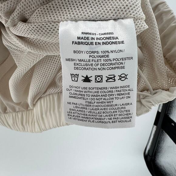 NWT Nike Swoosh Women's Cream Windbreaker Oversized Baggy Sport Jacket XL 1X 2XL - Picture 7 of 10